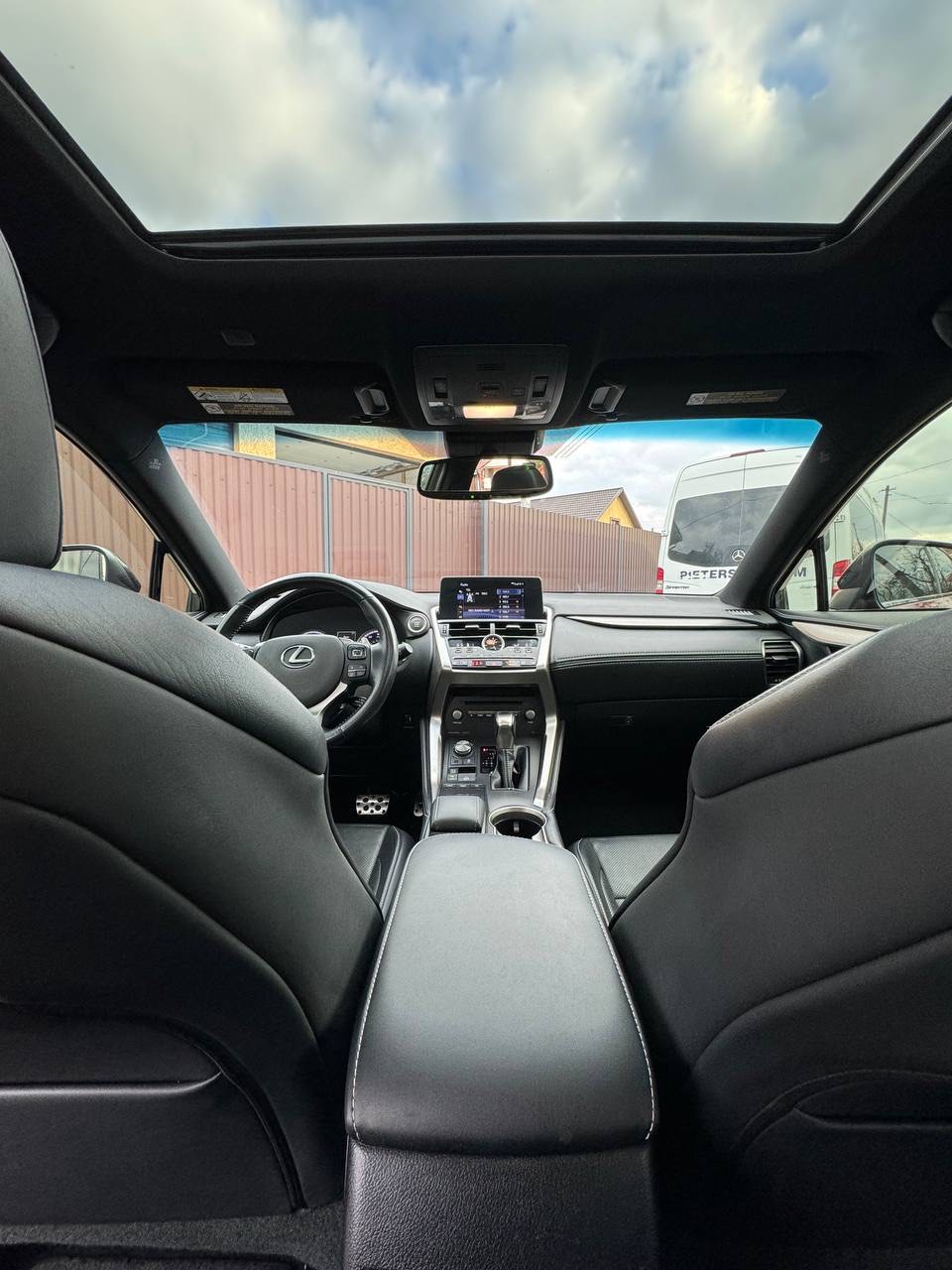 Lexus NX - фото 9