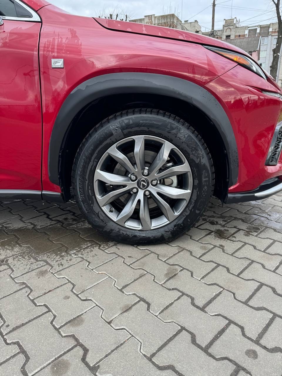 Lexus NX - фото 8