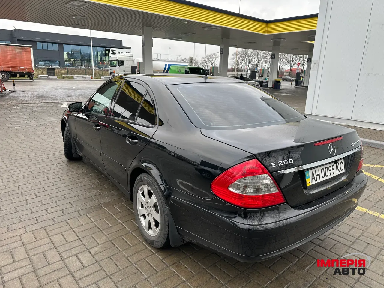 Mercedes-Benz E-Класс - фото 4