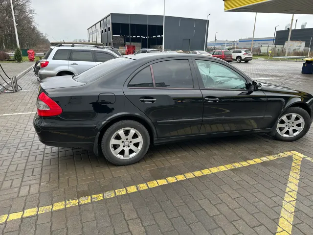 Mercedes-Benz E-Класс - фото 3