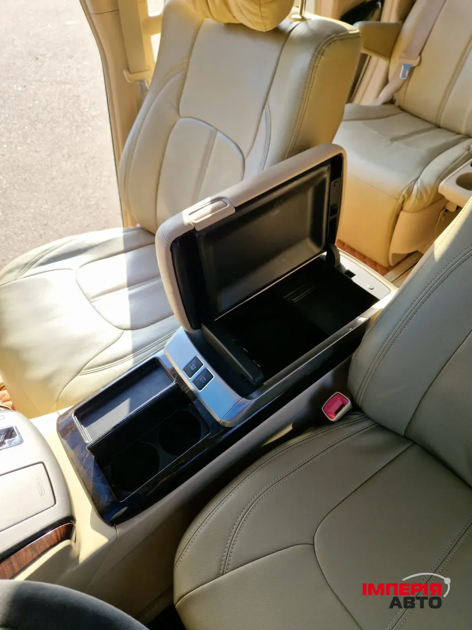 Toyota Alphard - фото 47