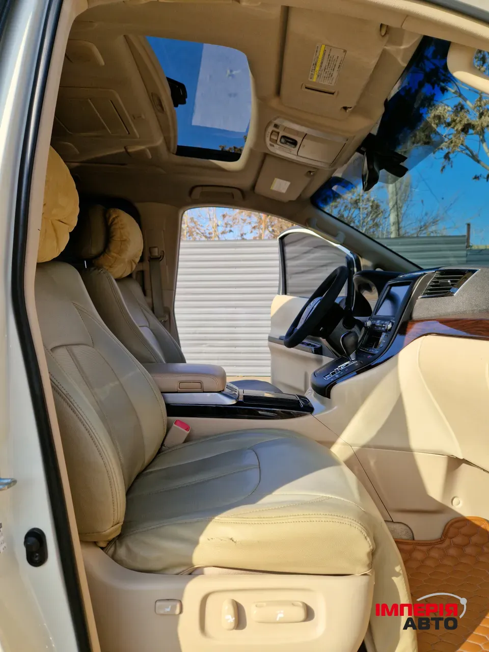 Toyota Alphard - фото 13