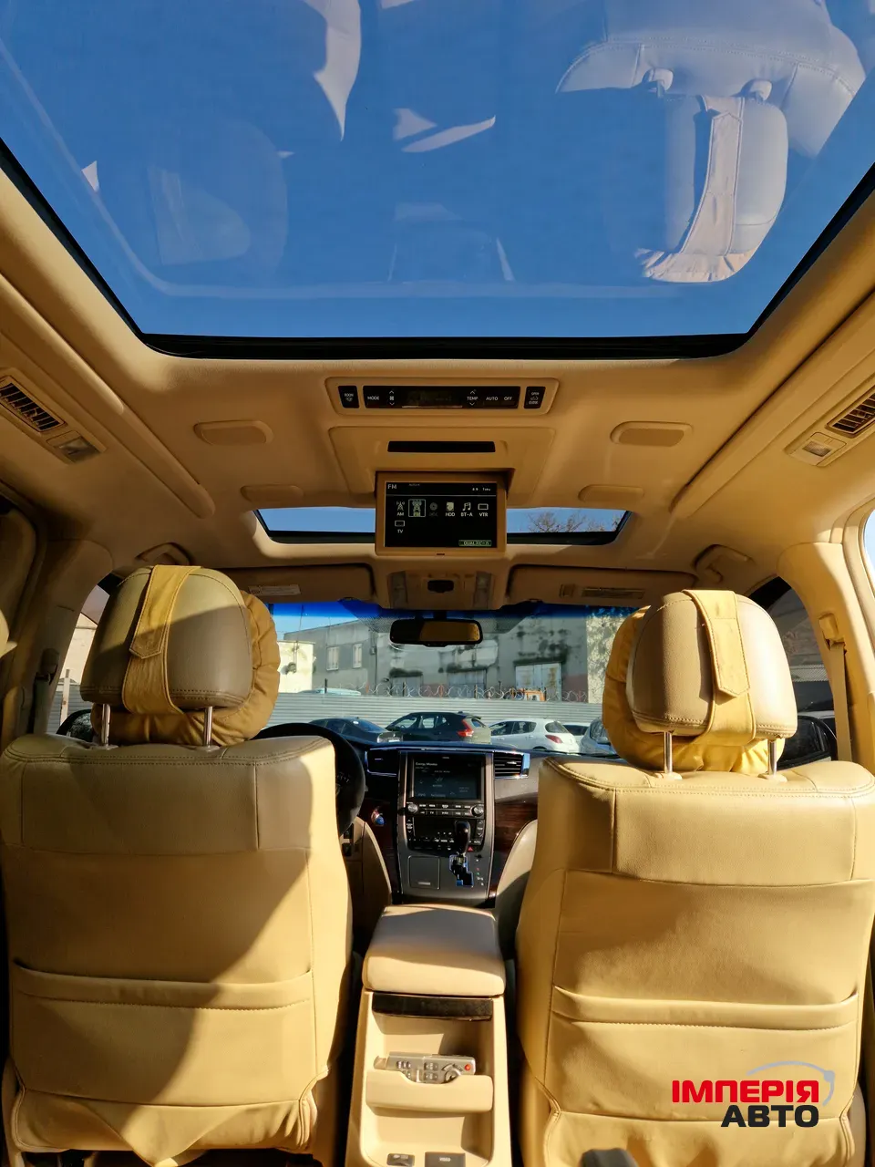 Toyota Alphard - фото 36