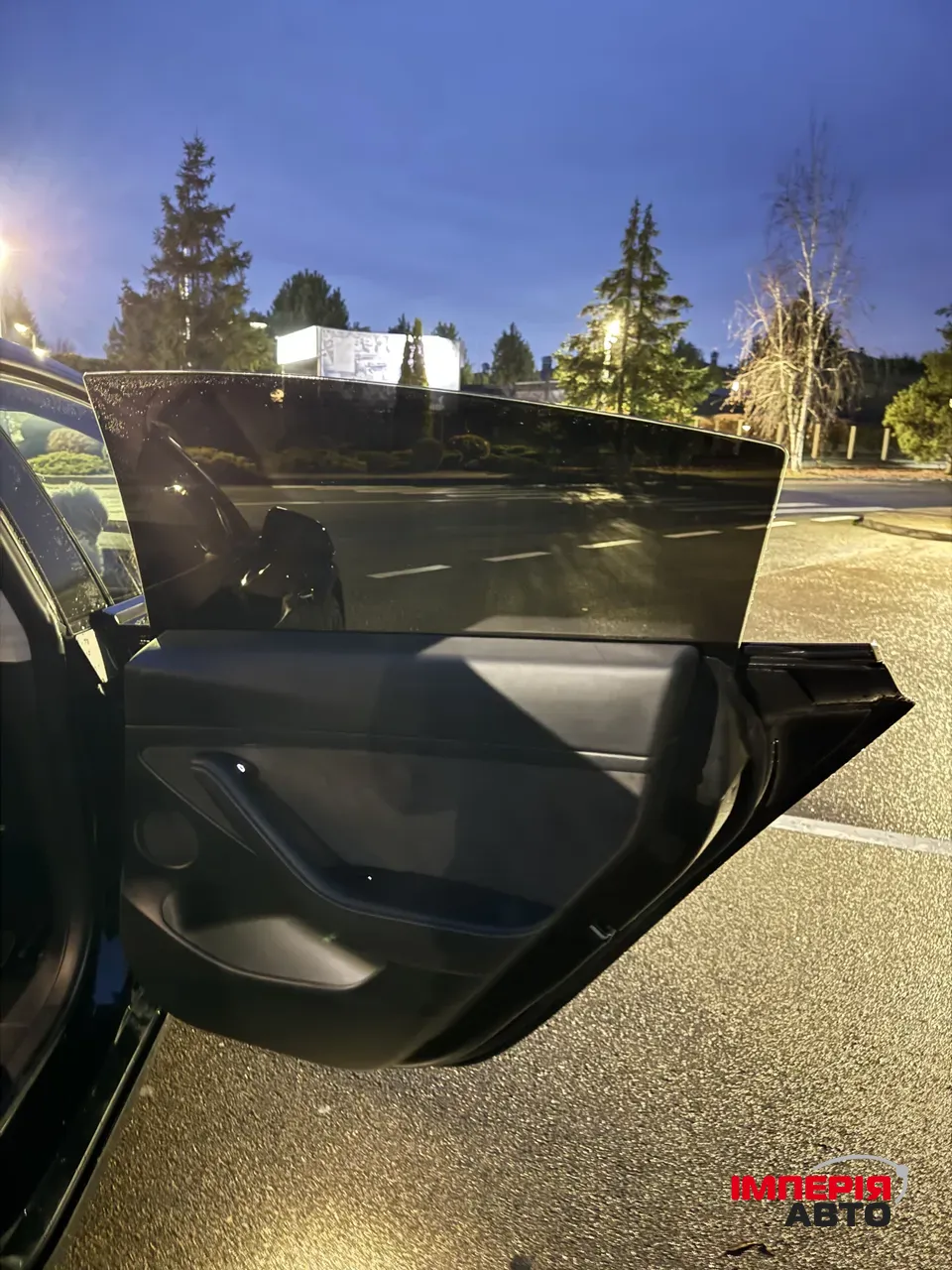 Tesla Model 3 - фото 18