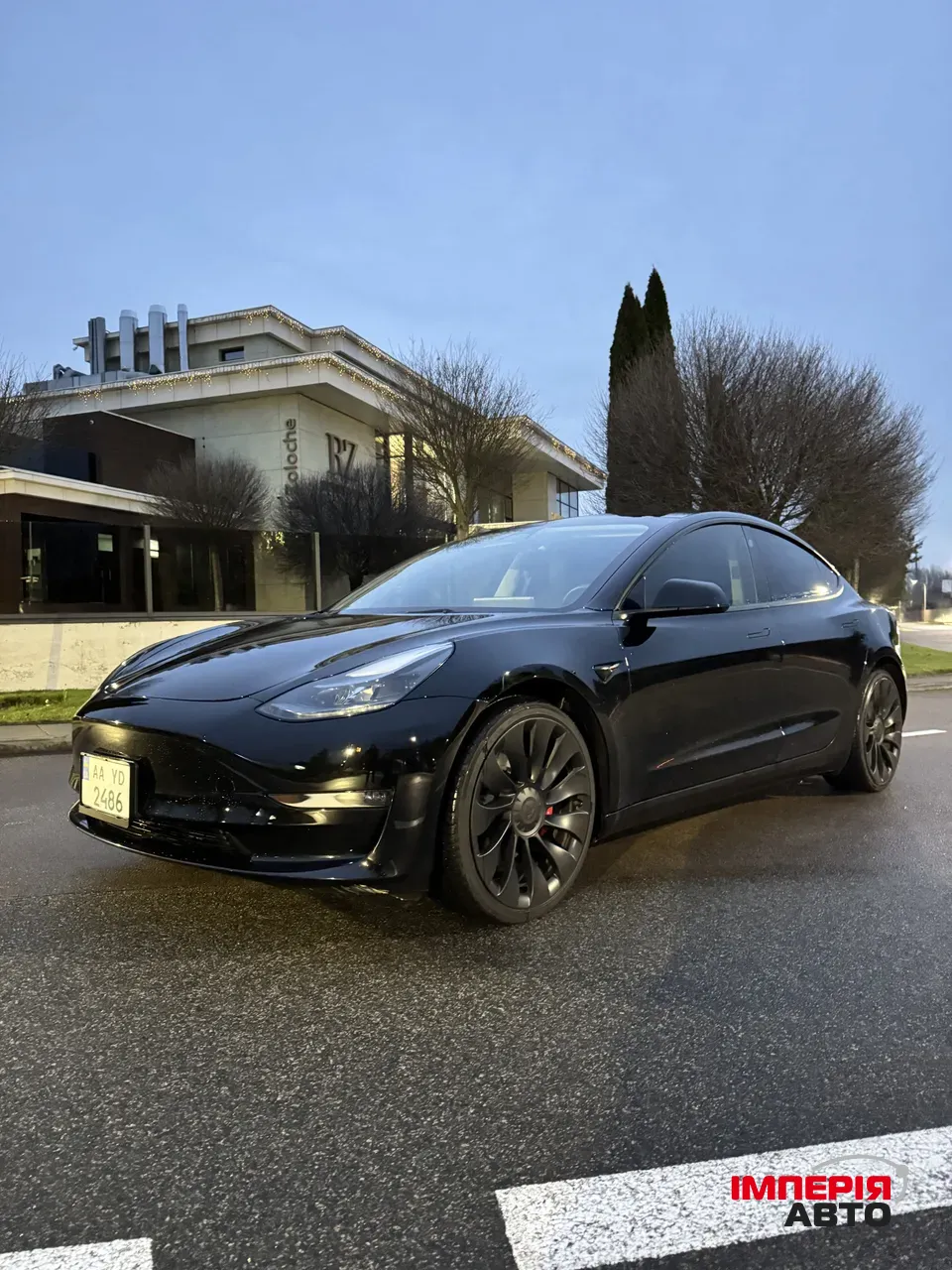 Tesla Model 3 - фото 2