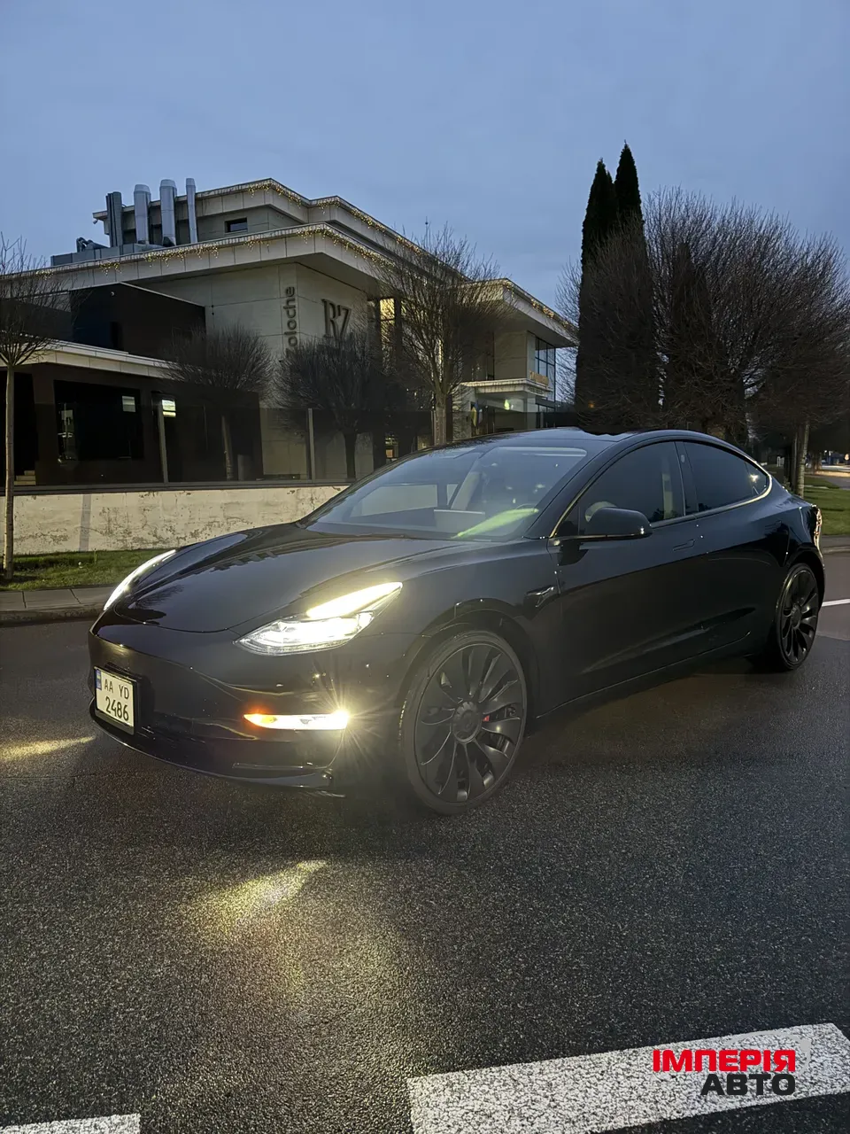 Tesla Model 3 - фото 32