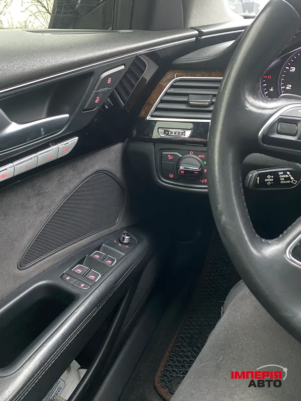 Audi A8 - фото 34