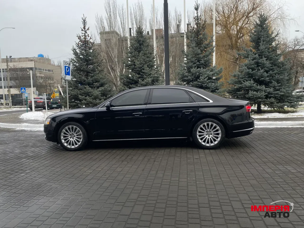 Audi A8 - фото 6