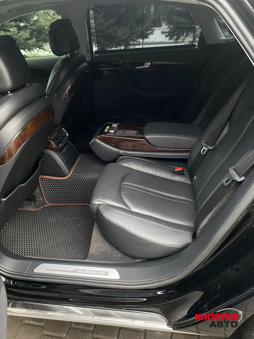 Audi A8 - фото 16