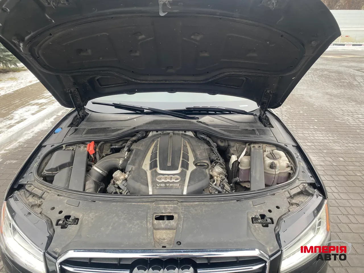 Audi A8 - фото 36