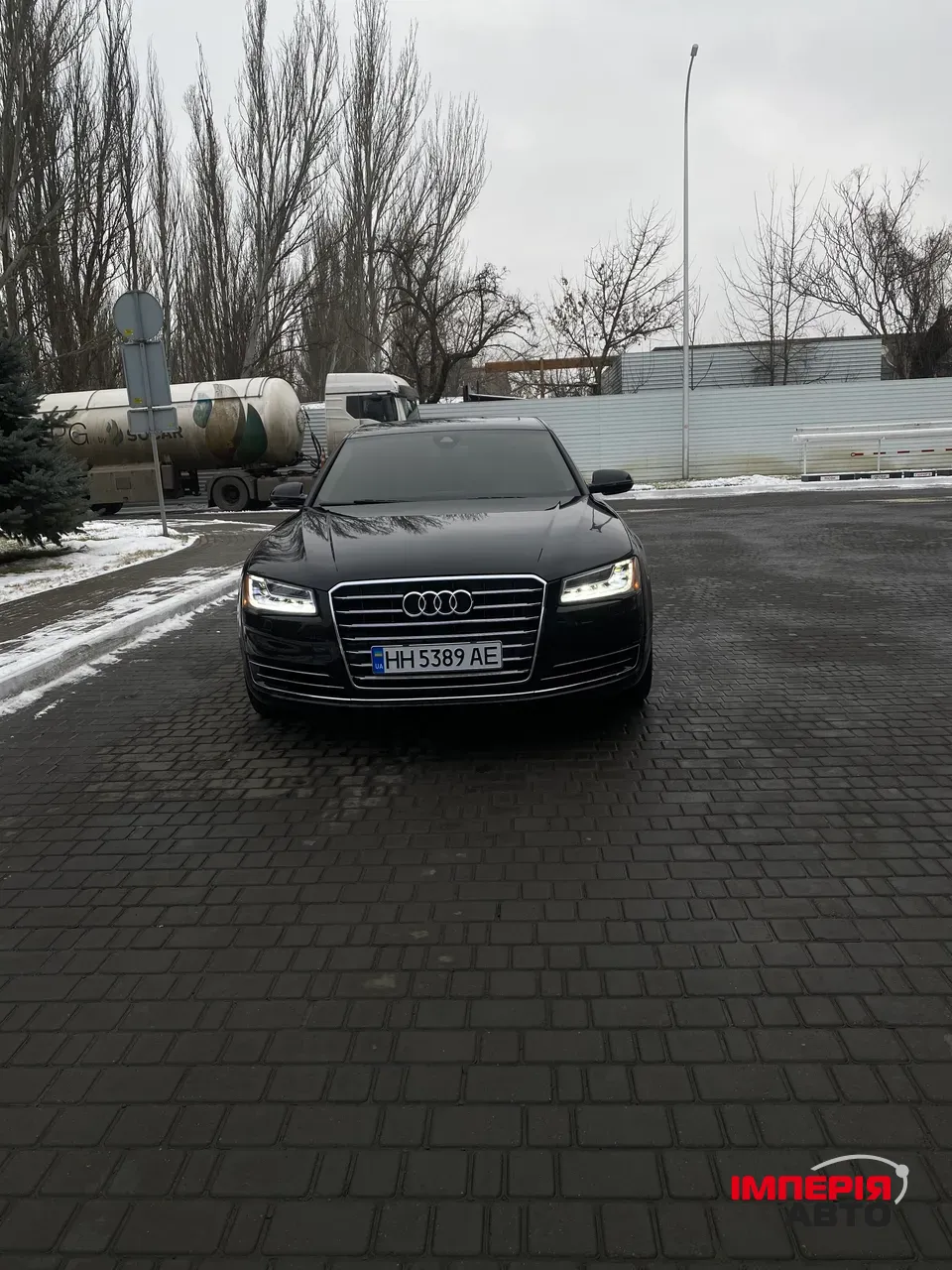 Audi A8 - фото 9