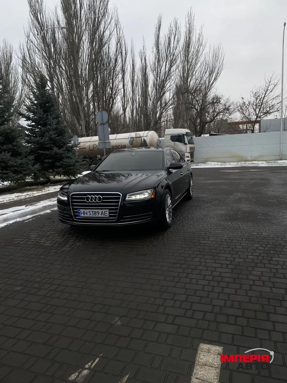 Audi A8 - фото 8