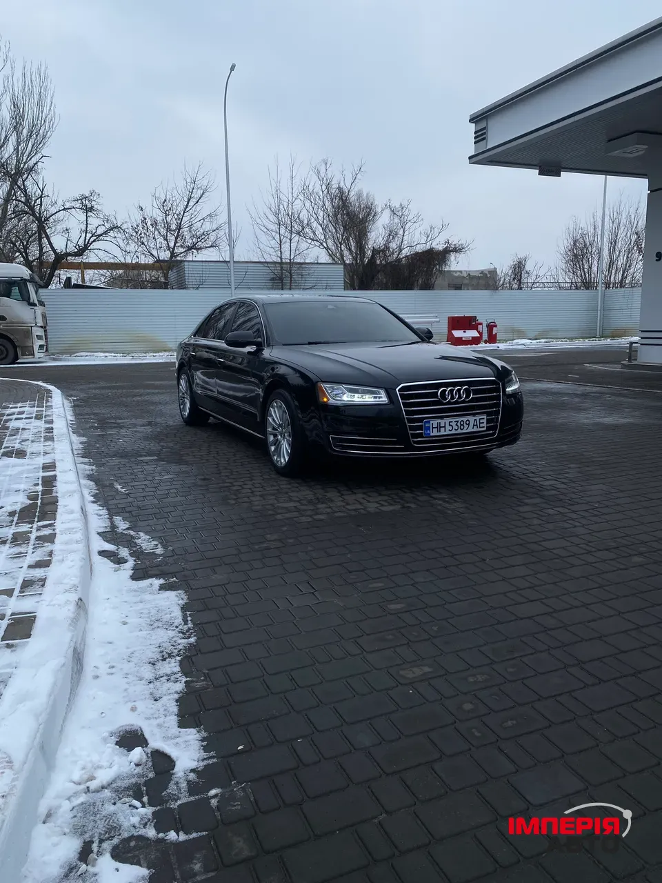 Audi A8 - фото 11