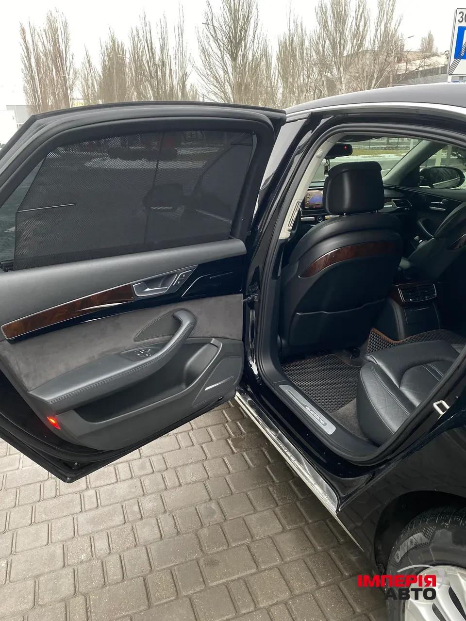 Audi A8 - фото 17