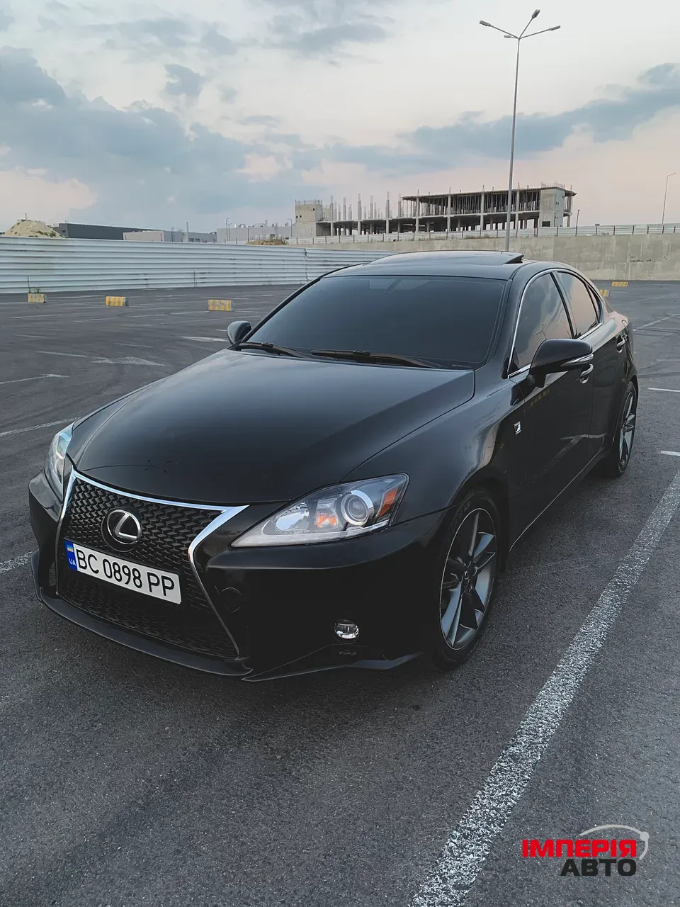 Lexus IS - фото 1