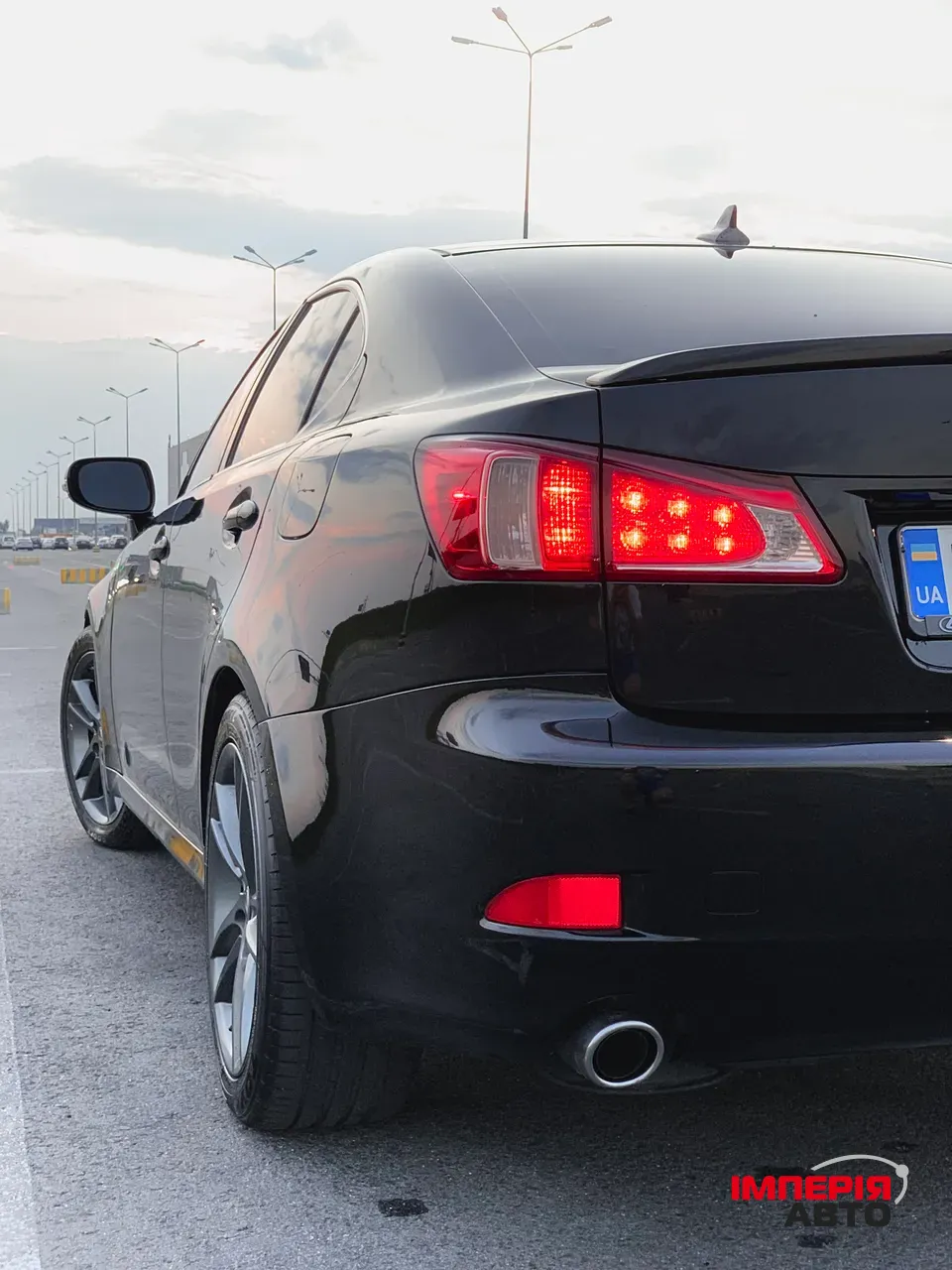 Lexus IS - фото 3