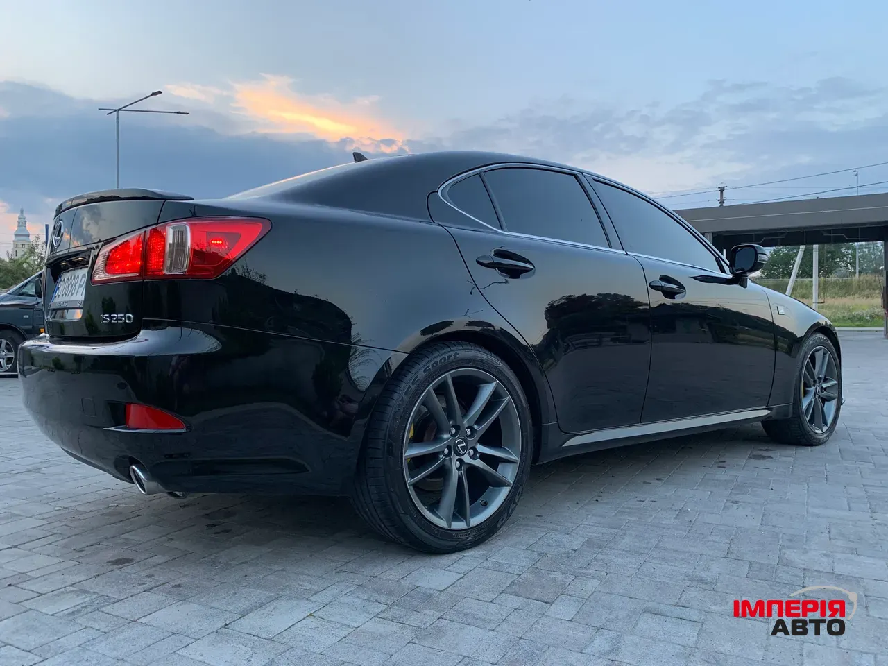 Lexus IS - фото 9