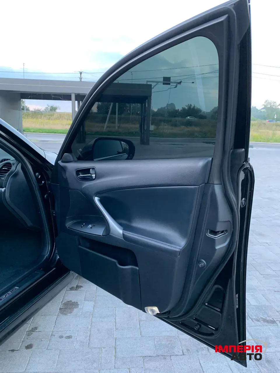 Lexus IS - фото 8