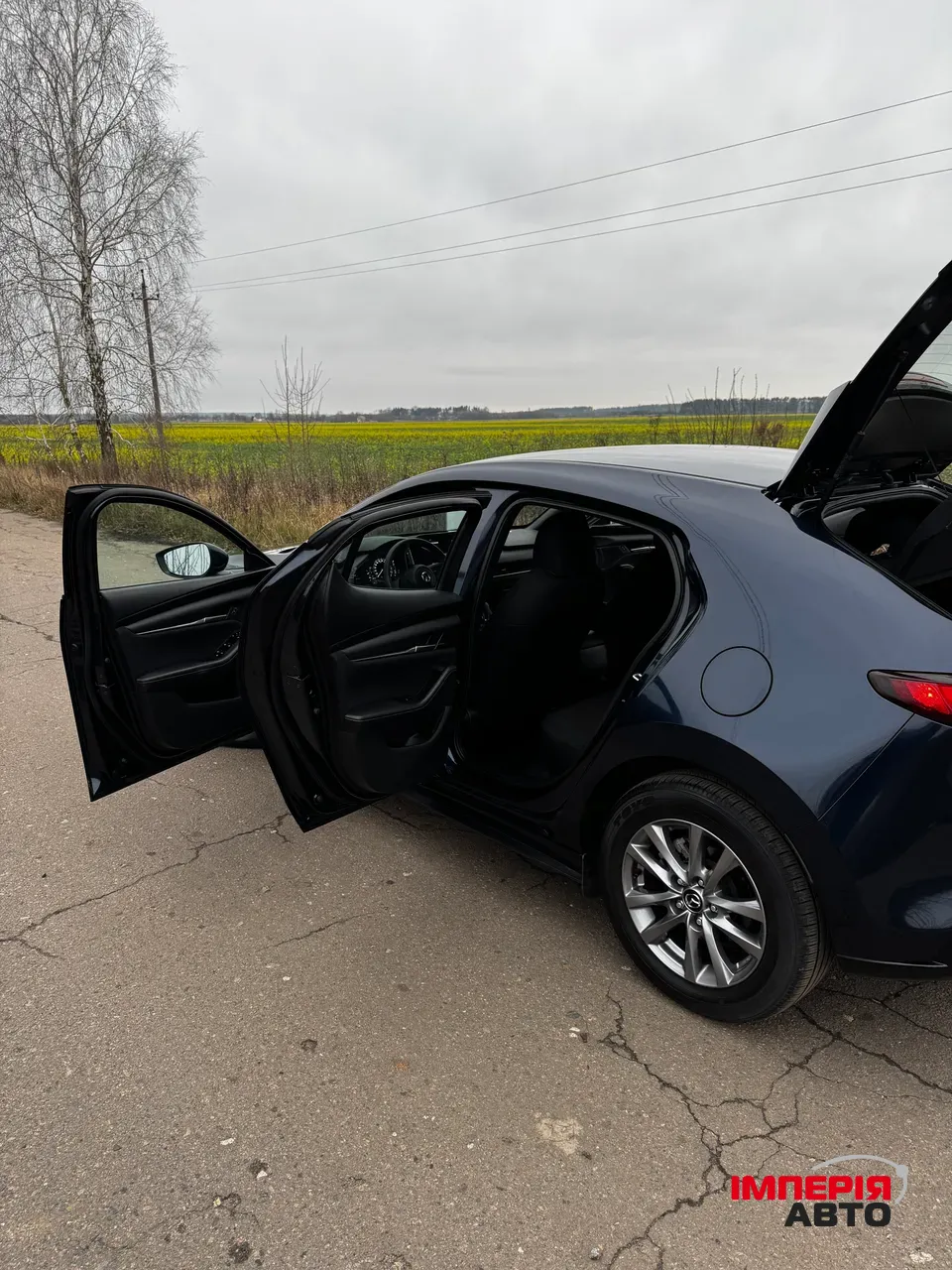 Mazda 3 - фото 9
