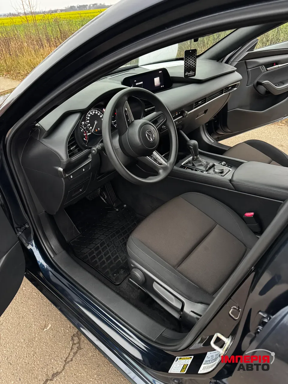 Mazda 3 - фото 15