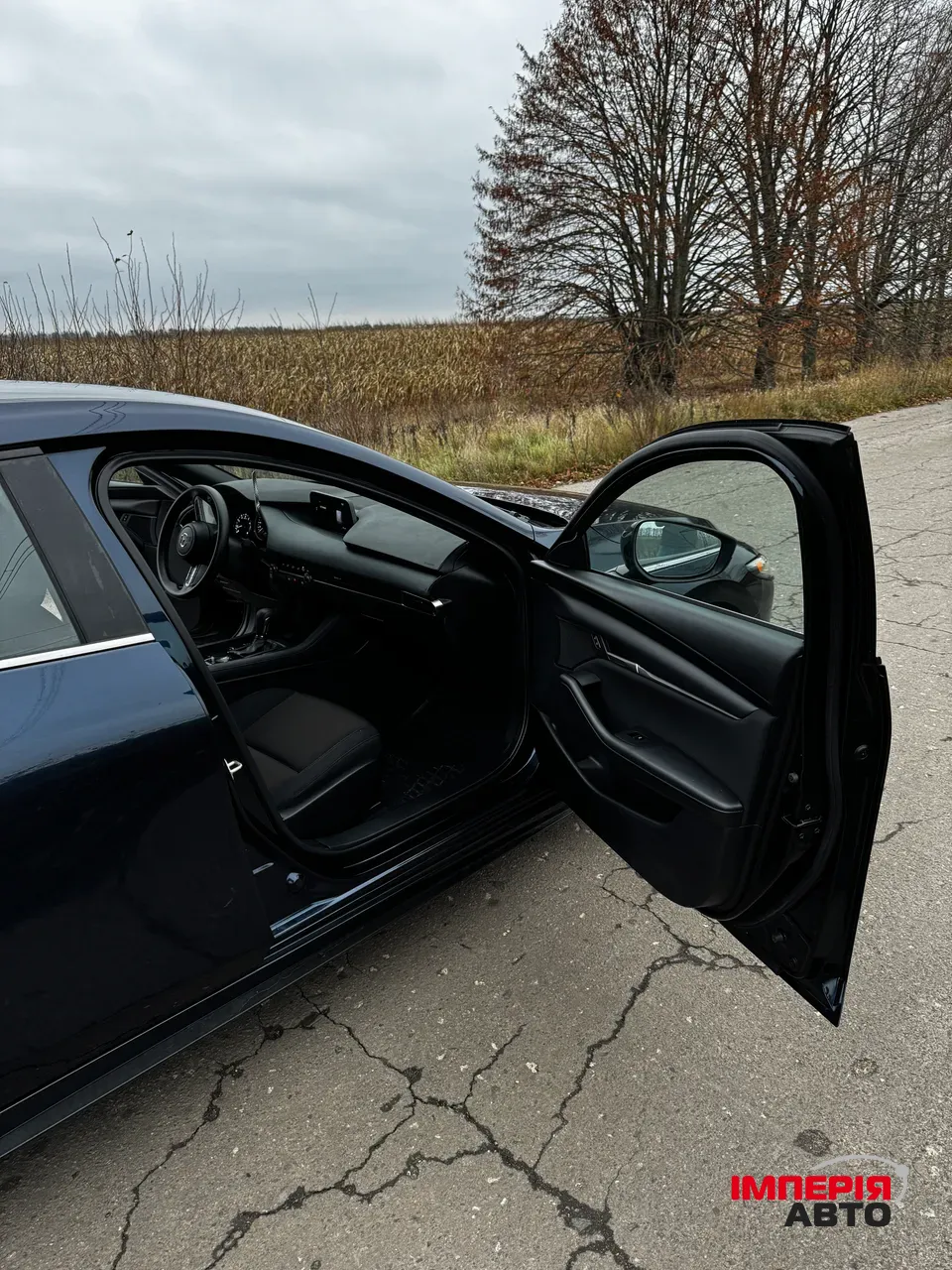 Mazda 3 - фото 7