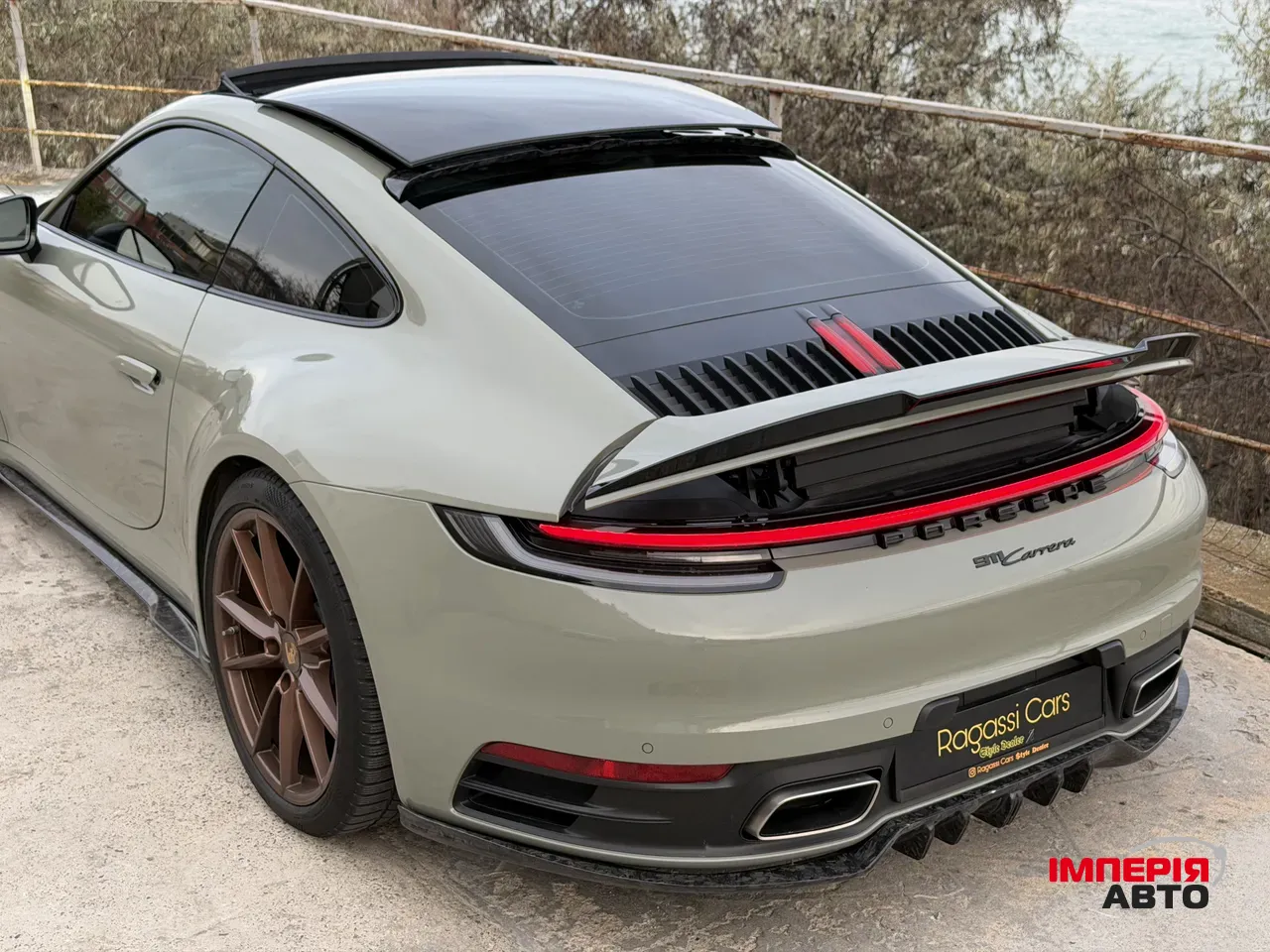 Porsche 911 - фото 4