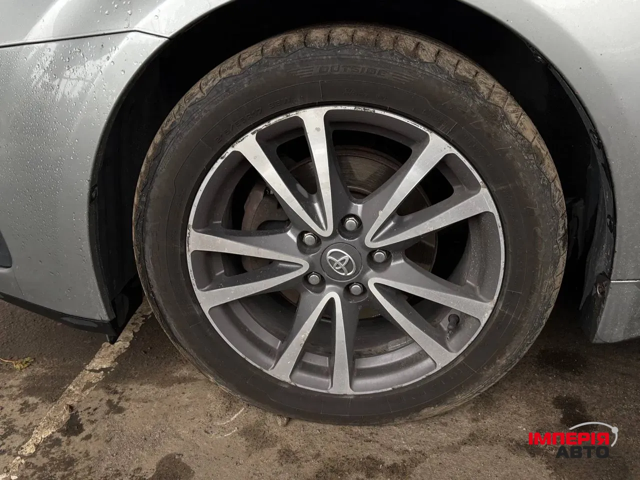 Toyota Avensis - фото 6