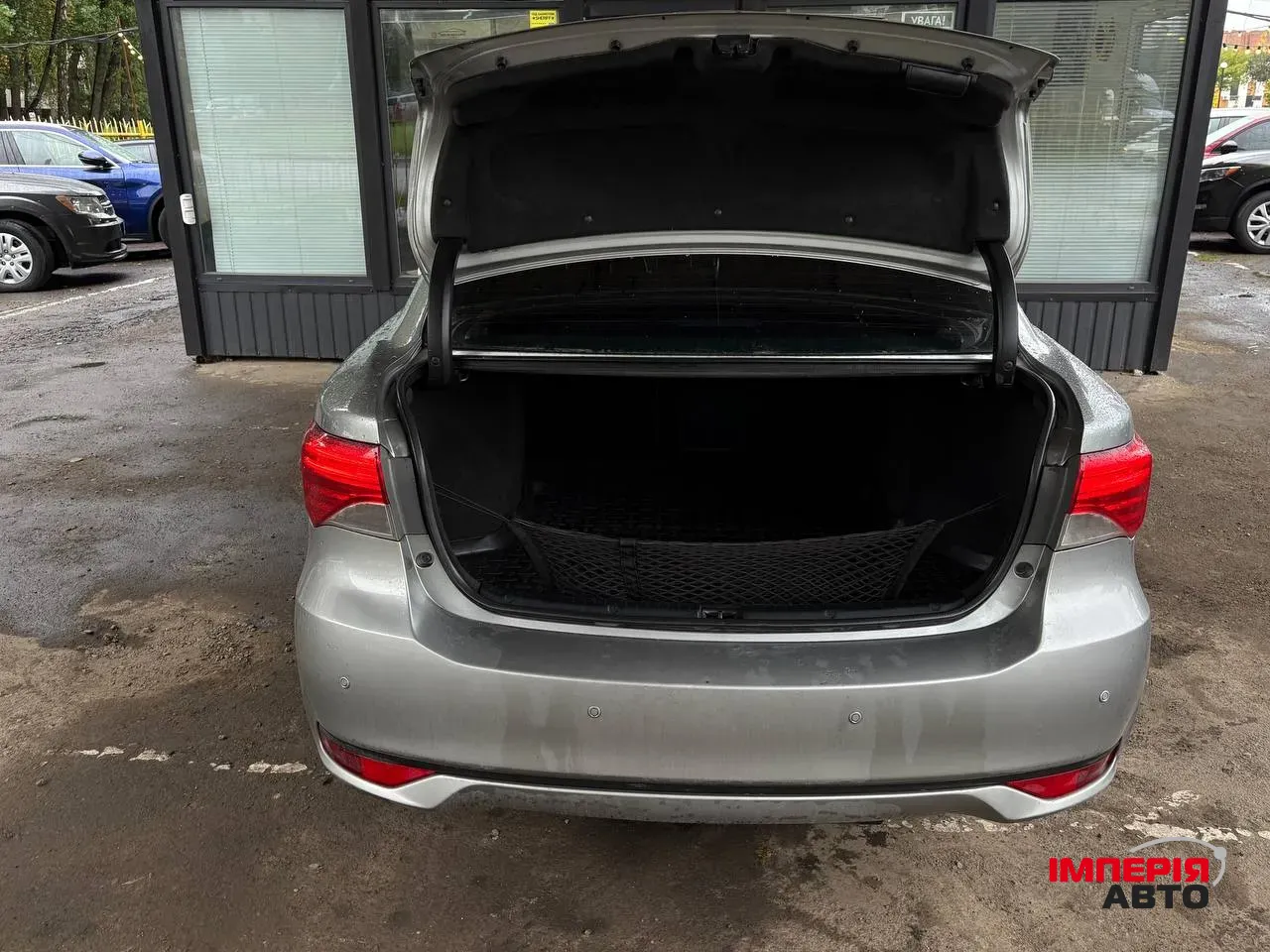 Toyota Avensis - фото 24