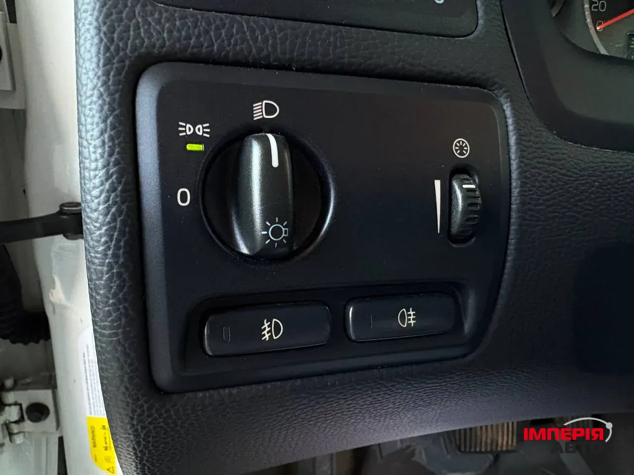 Volvo V70 - фото 9