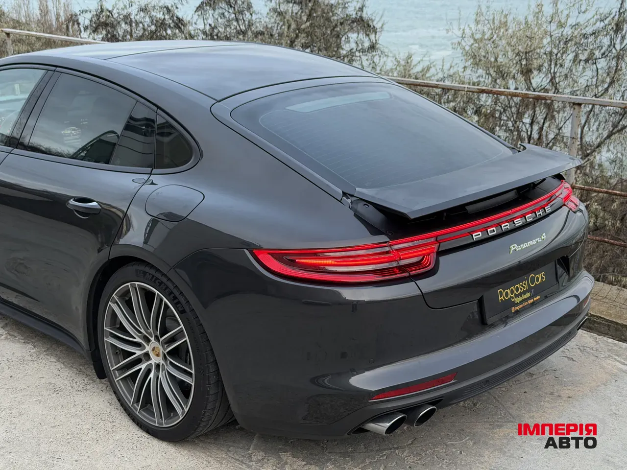 Porsche Panamera - фото 5