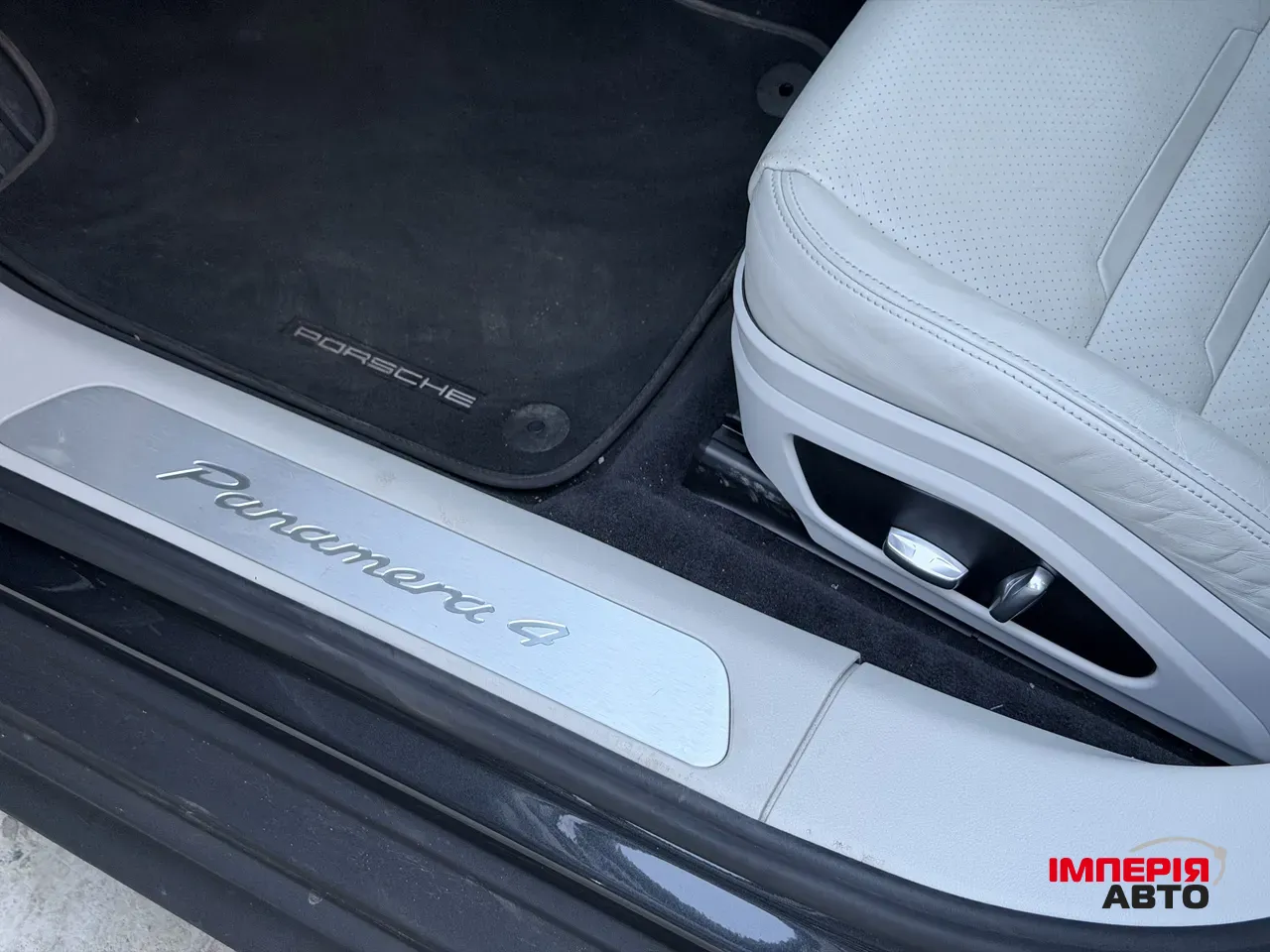 Porsche Panamera - фото 16