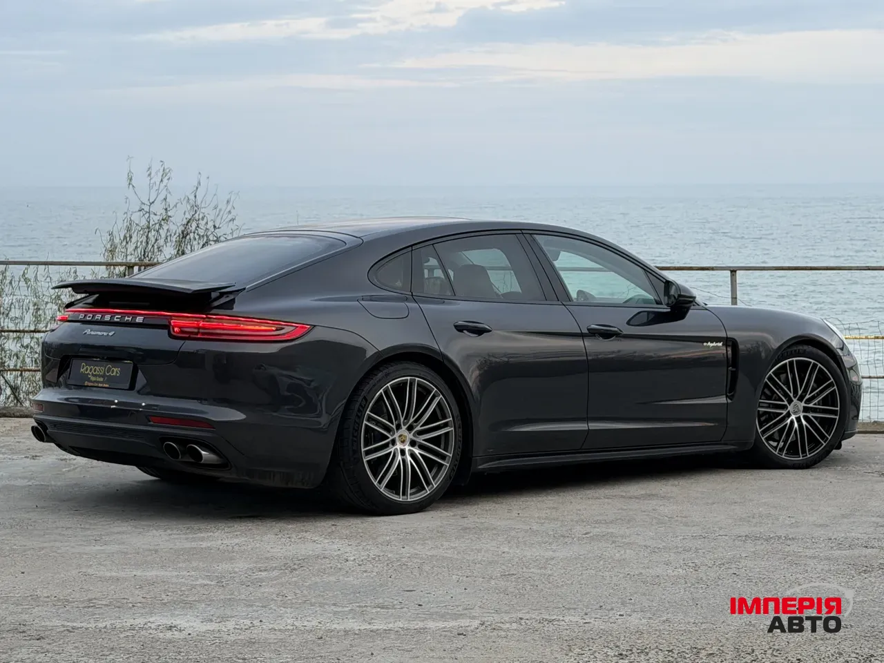 Porsche Panamera - фото 8