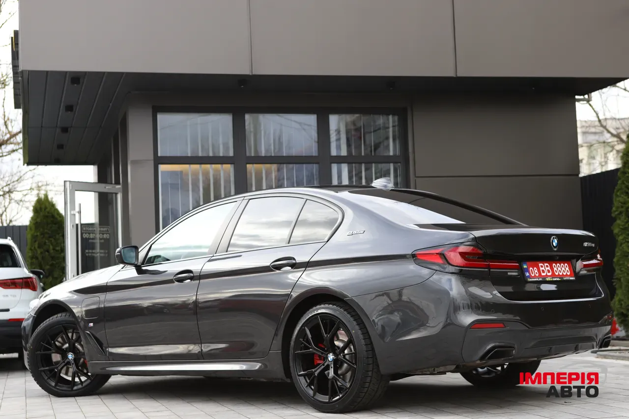 BMW 5 серії - фото 7