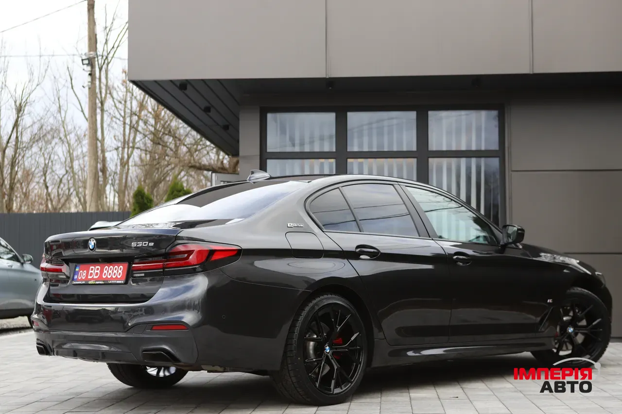 BMW 5 серії - фото 8