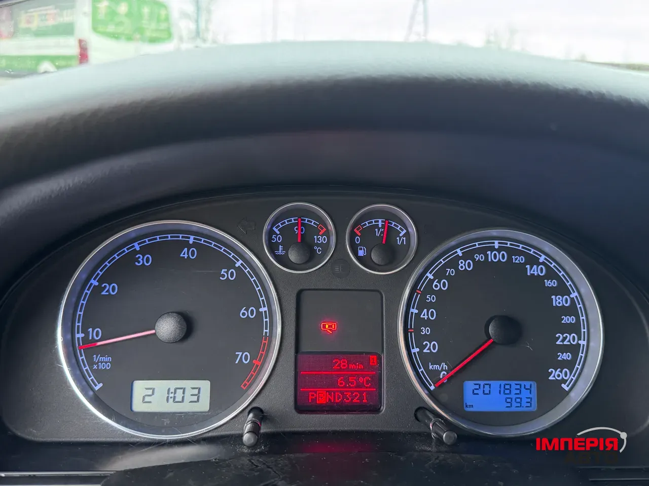 Volkswagen Passat - фото 22