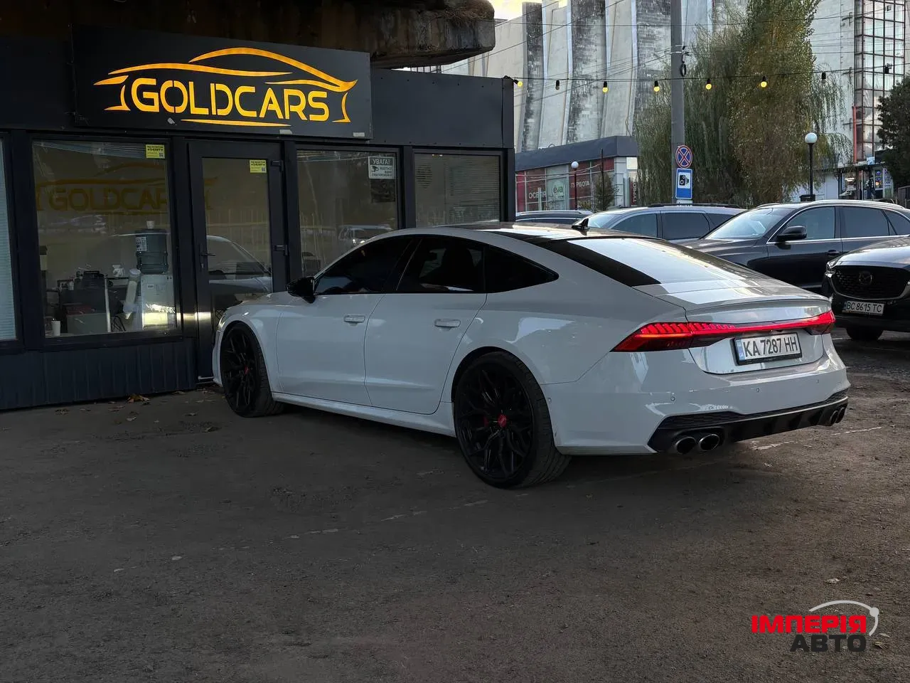 Audi S7 - фото 6