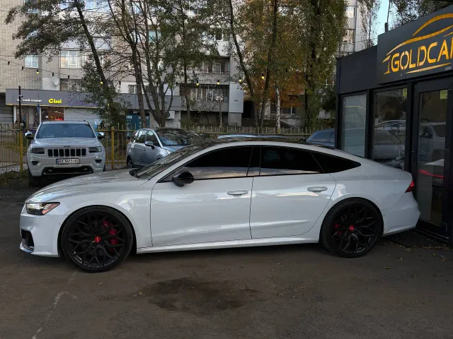 Audi S7 - фото 3