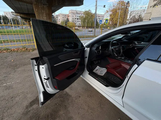 Audi S7 - фото 4