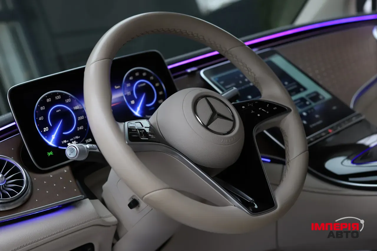 Mercedes-Benz EQS SUV - фото 17