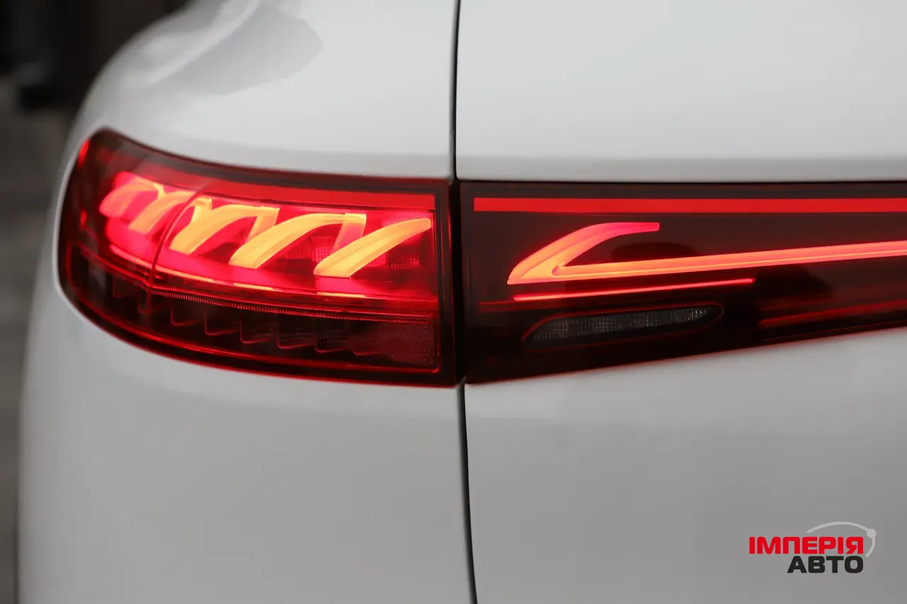 Mercedes-Benz EQS SUV - фото 10