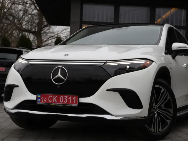 Mercedes-Benz EQS SUV - фото 1