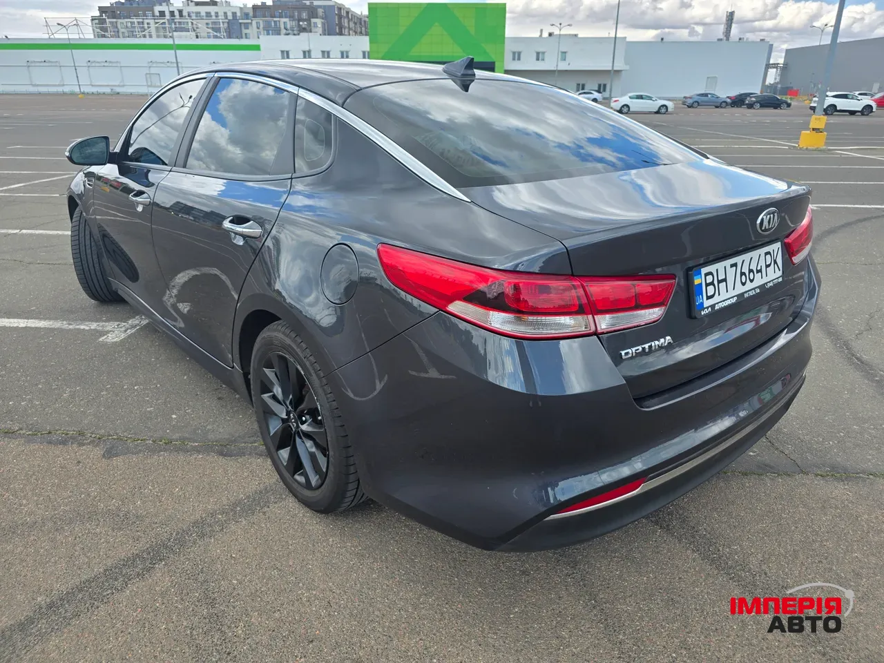 Kia Optima - фото 5