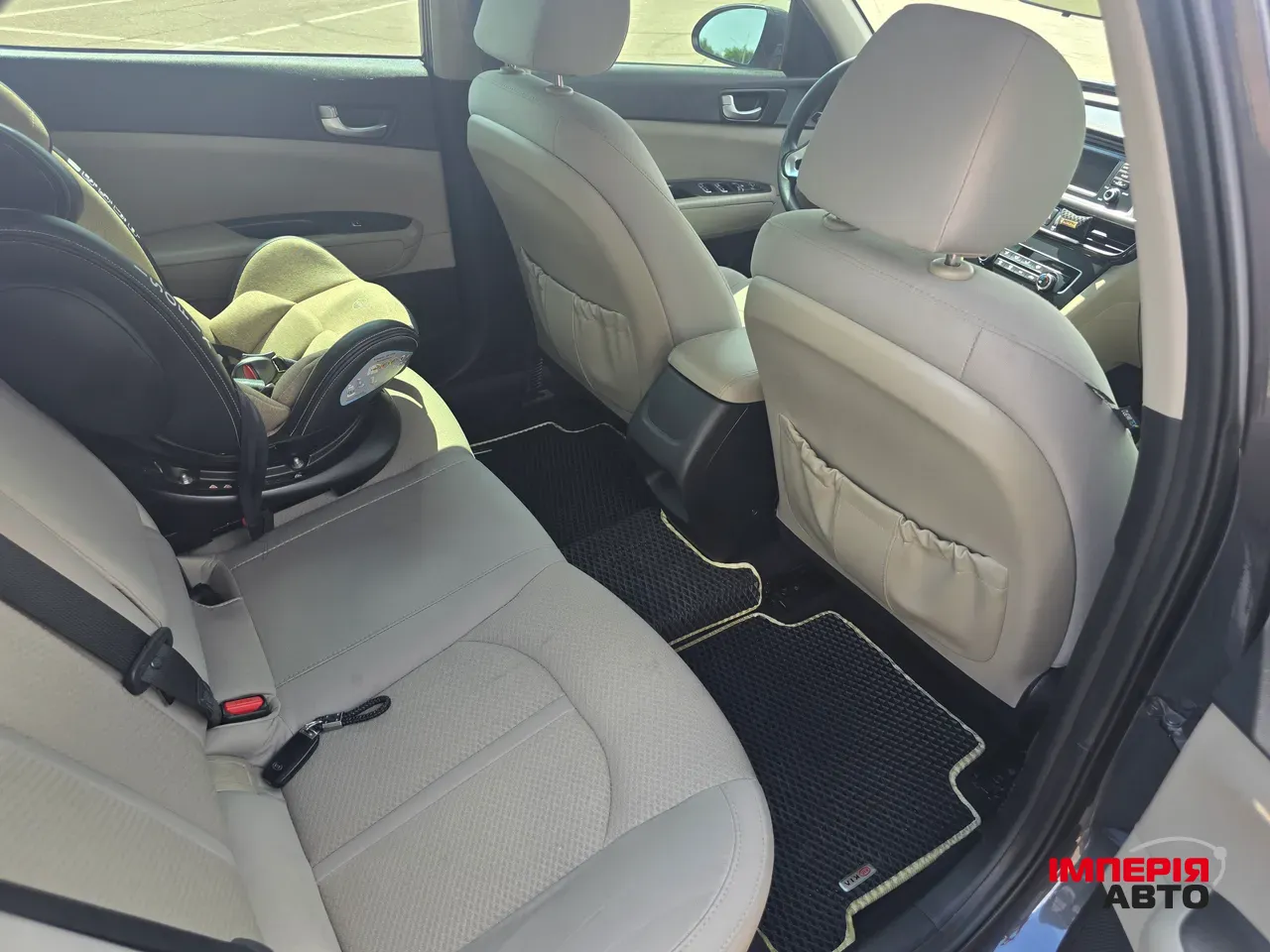 Kia Optima - фото 14