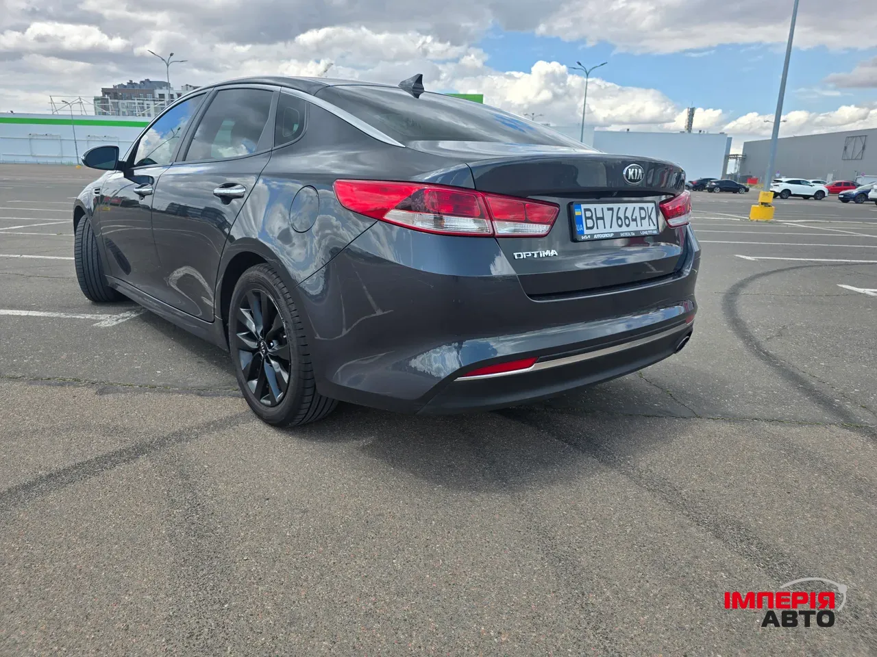 Kia Optima - фото 9