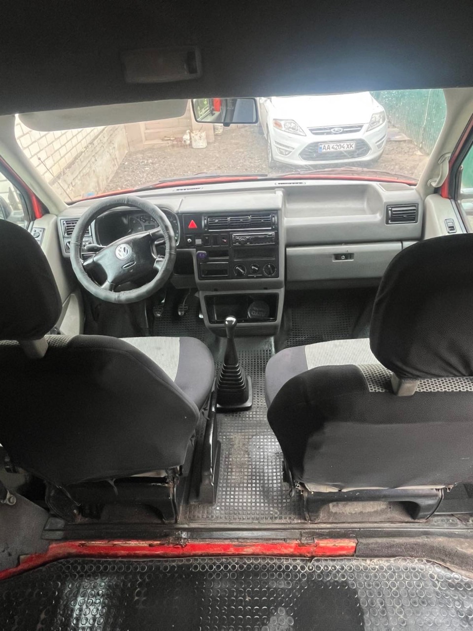 Volkswagen Transporter - фото 3