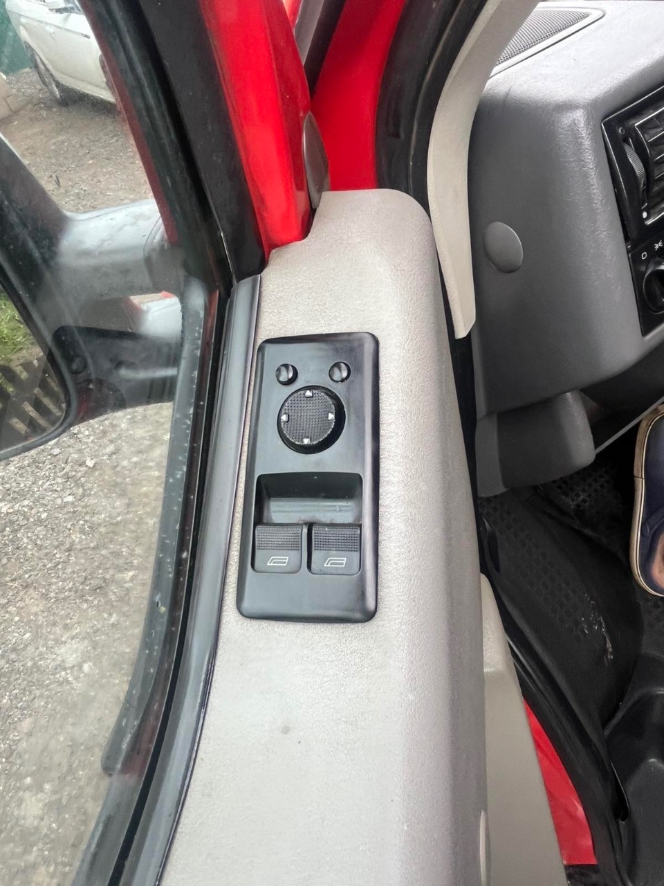 Volkswagen Transporter - фото 6