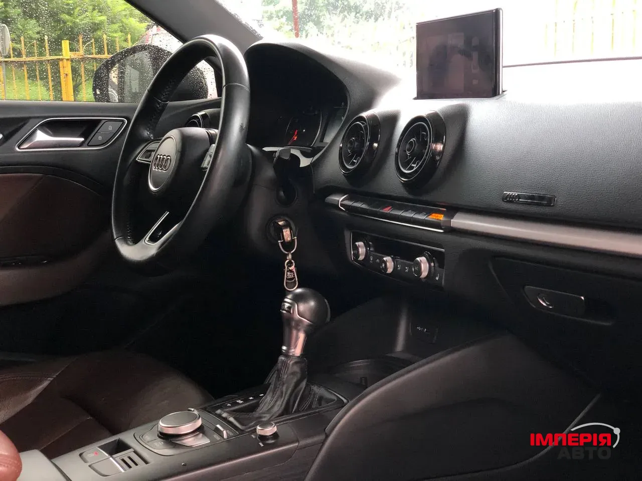 Audi A3 - фото 10