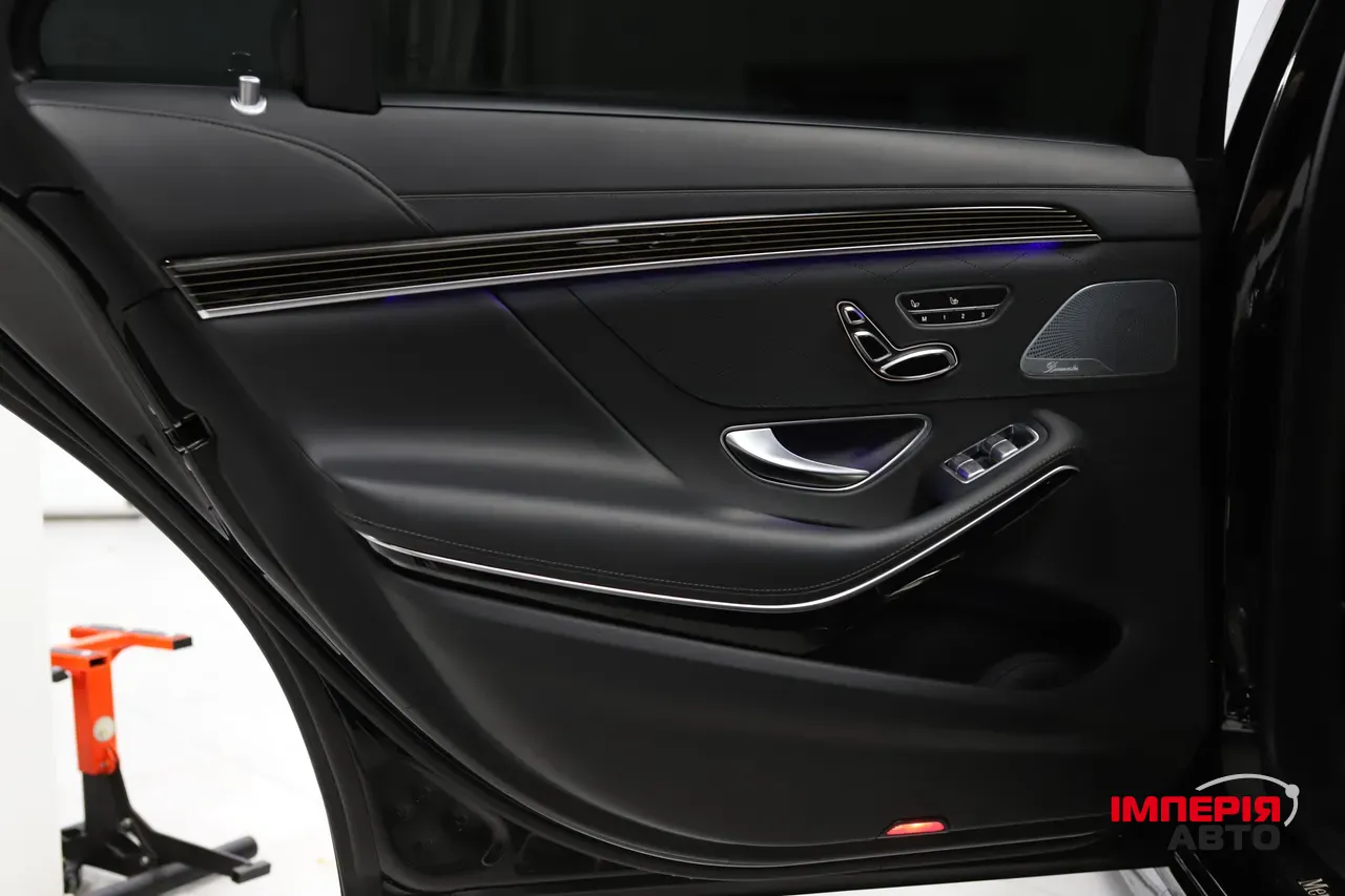 Mercedes-Benz S-Класс - фото 22