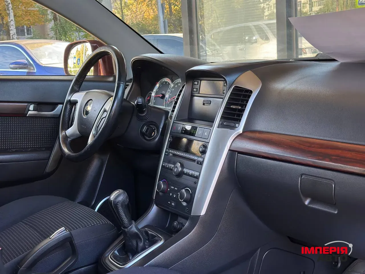 Chevrolet Captiva - фото 6