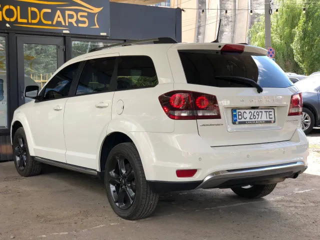 Dodge Journey - фото 4